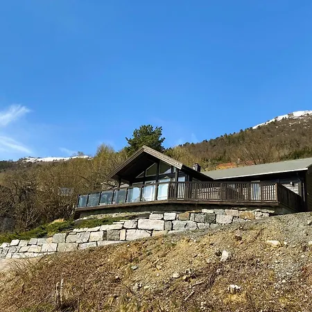 Сasa de vacaciones Lovely In Valldal